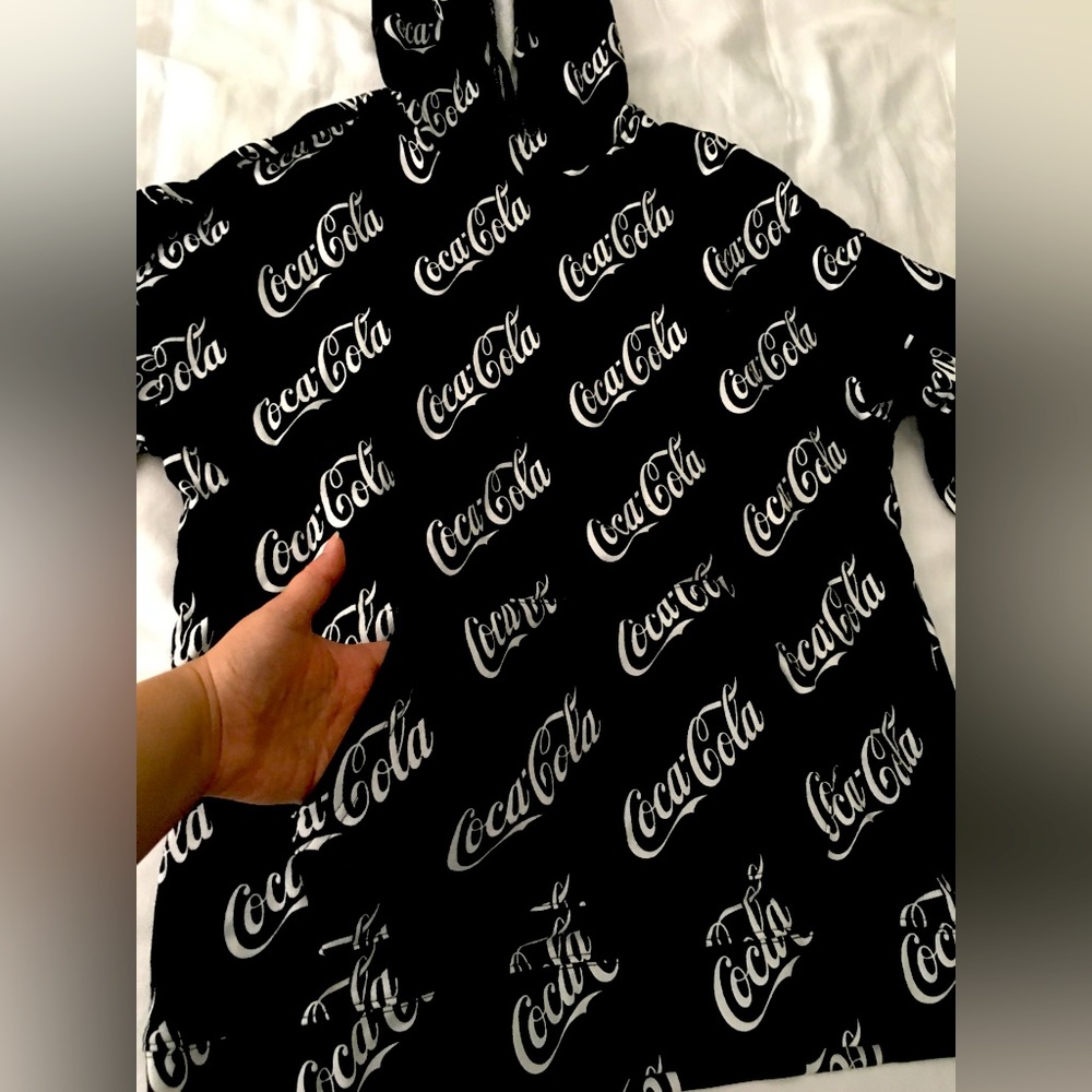 Coca-Cola Pacsun Black hoodie with drawstrings & front pocket true to size
